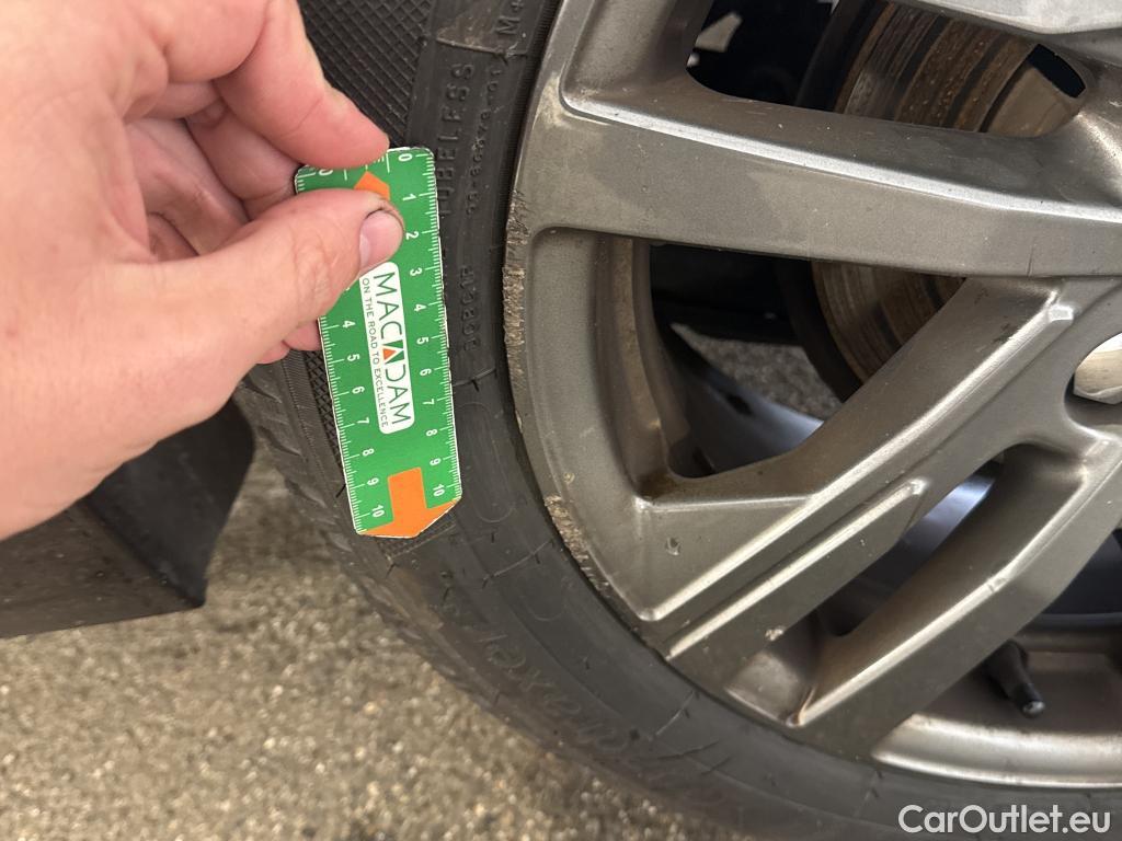  Peugeot  208  Active Pack 1.5 HDi 100CV BVM6 E6d #14