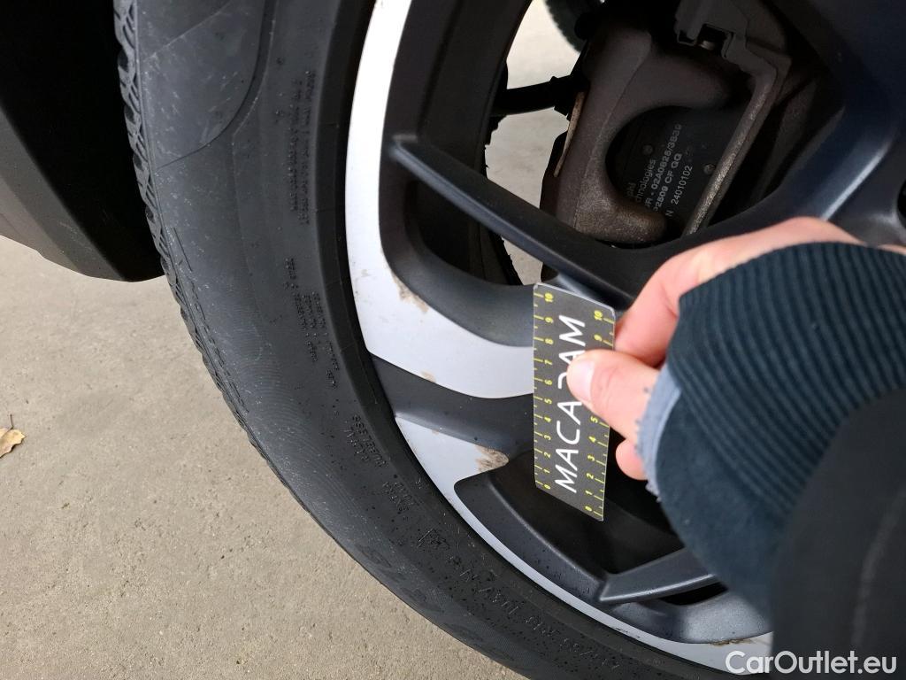  DS  DS7 7 Crossback Executive 1.6 PureTech 180CV BVA8 E6d #30