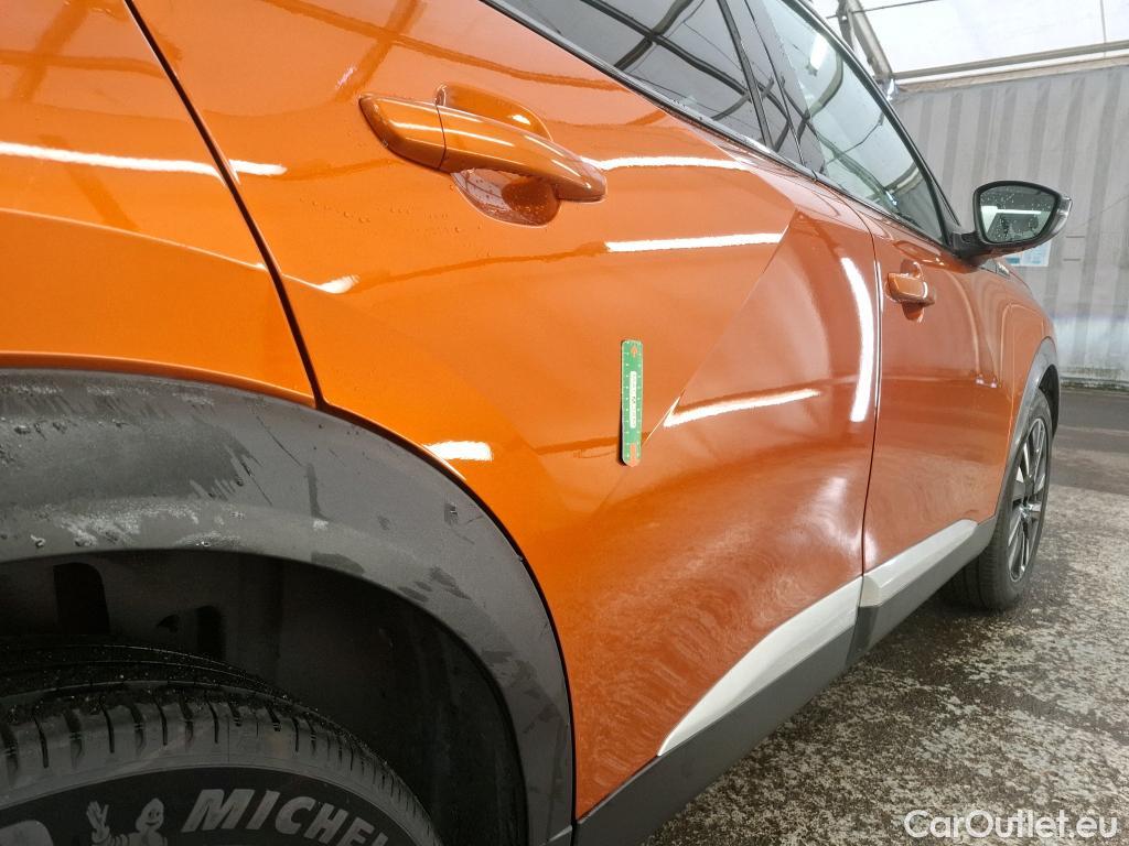  Peugeot  2008 PEUGEOT  / 2019 / 5P / Crossover 1.5 BLUEHDI 130 S&S EAT8 GT Line #9