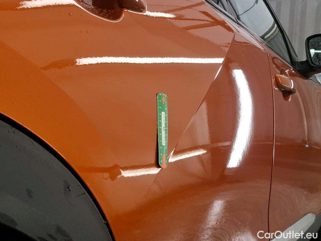  Peugeot  2008 PEUGEOT  / 2019 / 5P / Crossover 1.5 BLUEHDI 130 S&S EAT8 GT Line #10