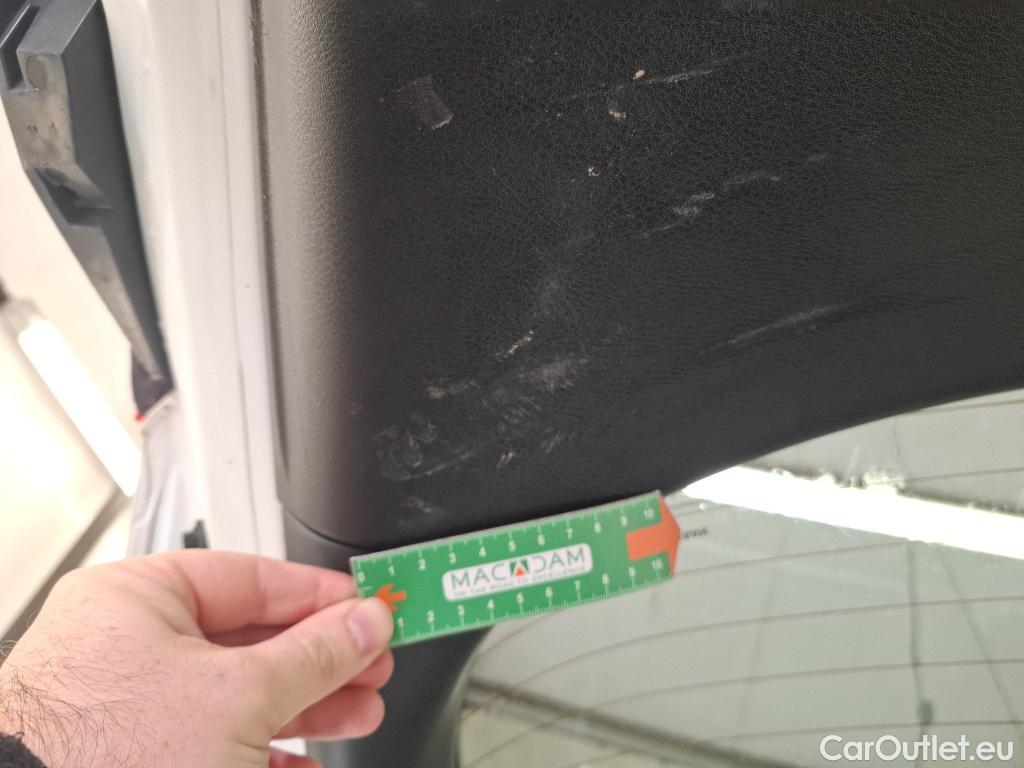  Nissan  Juke NISSAN  / 2019 / 5P / Crossover Hybrid 143 Premiere Edition #5