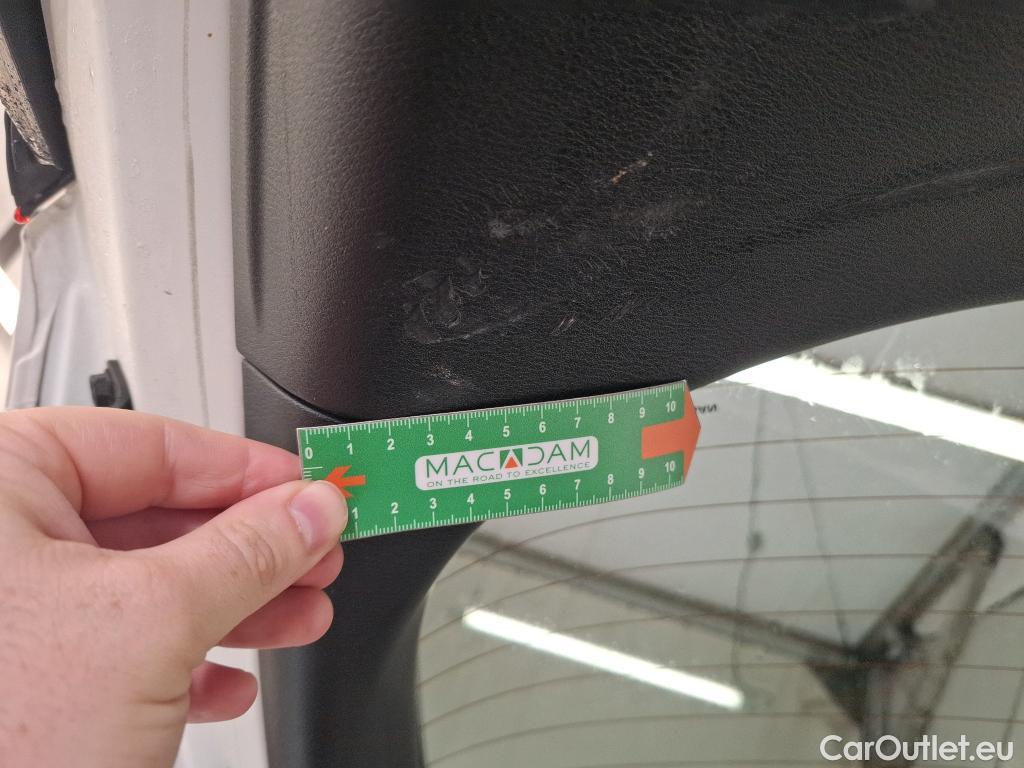  Nissan  Juke NISSAN  / 2019 / 5P / Crossover Hybrid 143 Premiere Edition #6