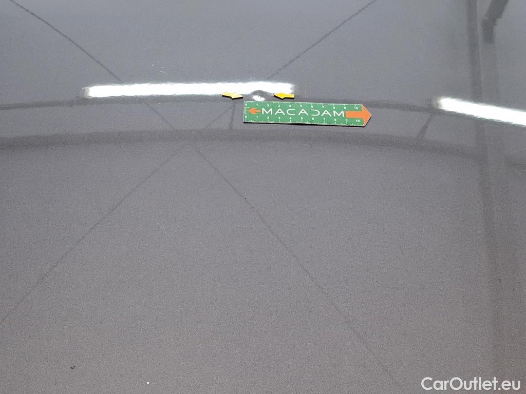  Mercedes  A-Klasse MERCEDES-BENZ Classe A Compact / 2018 / 5P / Berline A 180 d Business Line #17