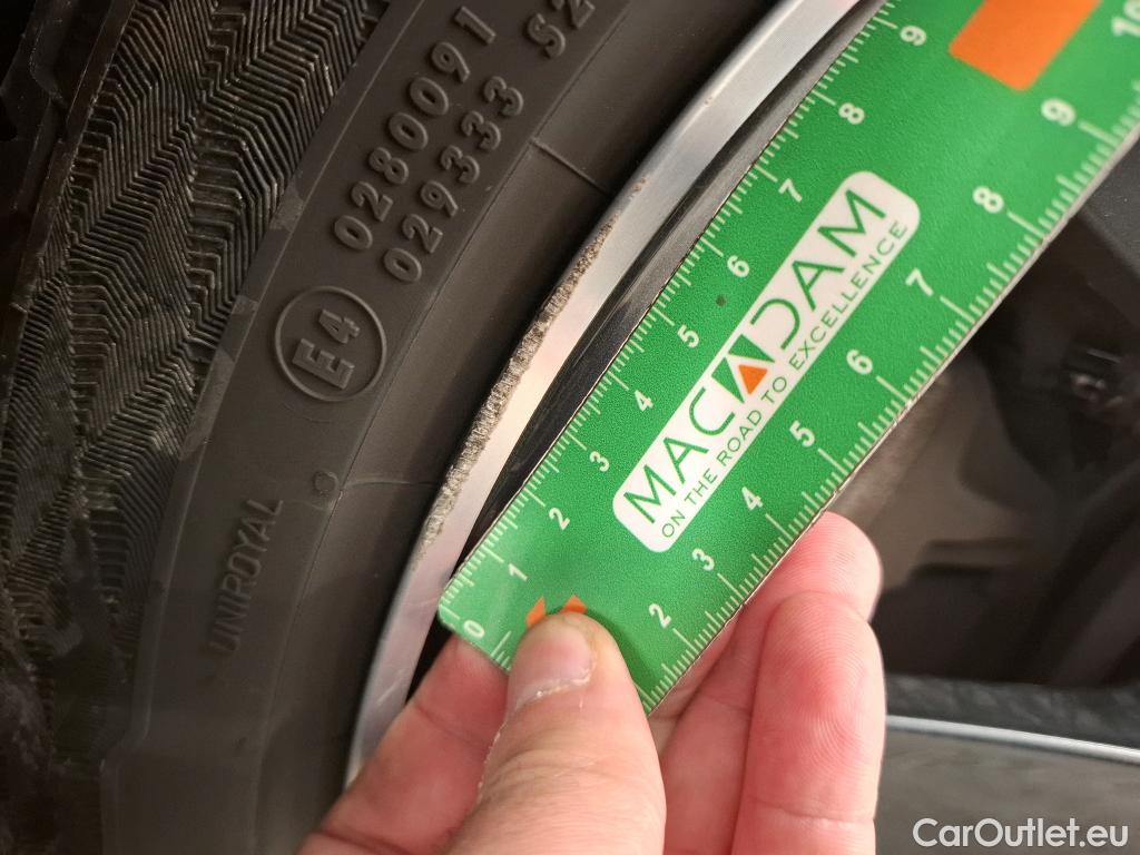  Peugeot  308 PEUGEOT  SW / 2021 / 5P / Break BlueHDi 130 EAT8 ALLURE PACK #28