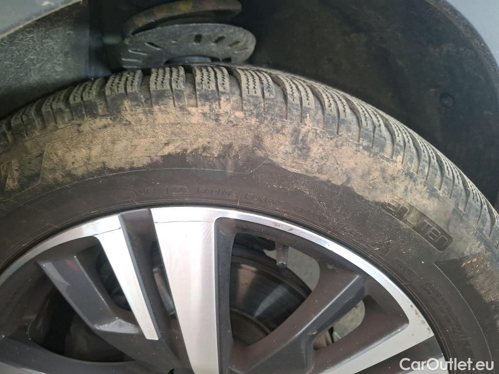  Peugeot  5008  Allure 1.5 HDi 130CV BVA8 7 Sieges E6d #48