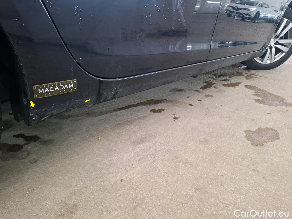  Peugeot  308  SW Active Business 1.5 HDi 130CV BVA8 E6d #9