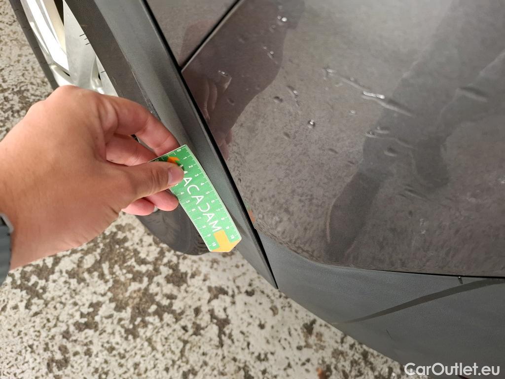  Peugeot  5008  Active Pack 1.5 HDi 130CV BVA8 7 Sieges E6d #9