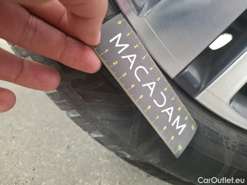  Peugeot  5008  Allure 1.5 HDi 130CV BVA8 7 Sieges E6d #24