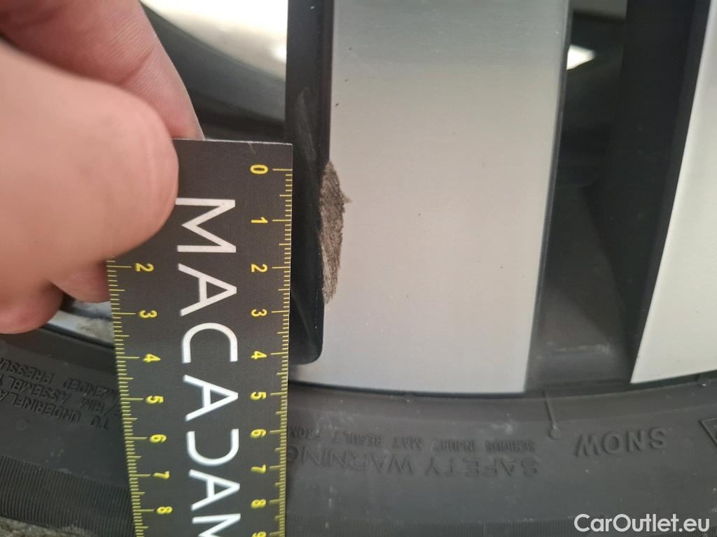  Peugeot  5008  Allure 1.5 HDi 130CV BVA8 7 Sieges E6d #14