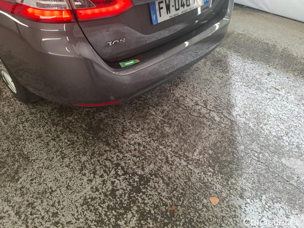  Peugeot  308 PEUGEOT  SW / 2017 / 5P / Break Puretech 110 S&S Active Business #4