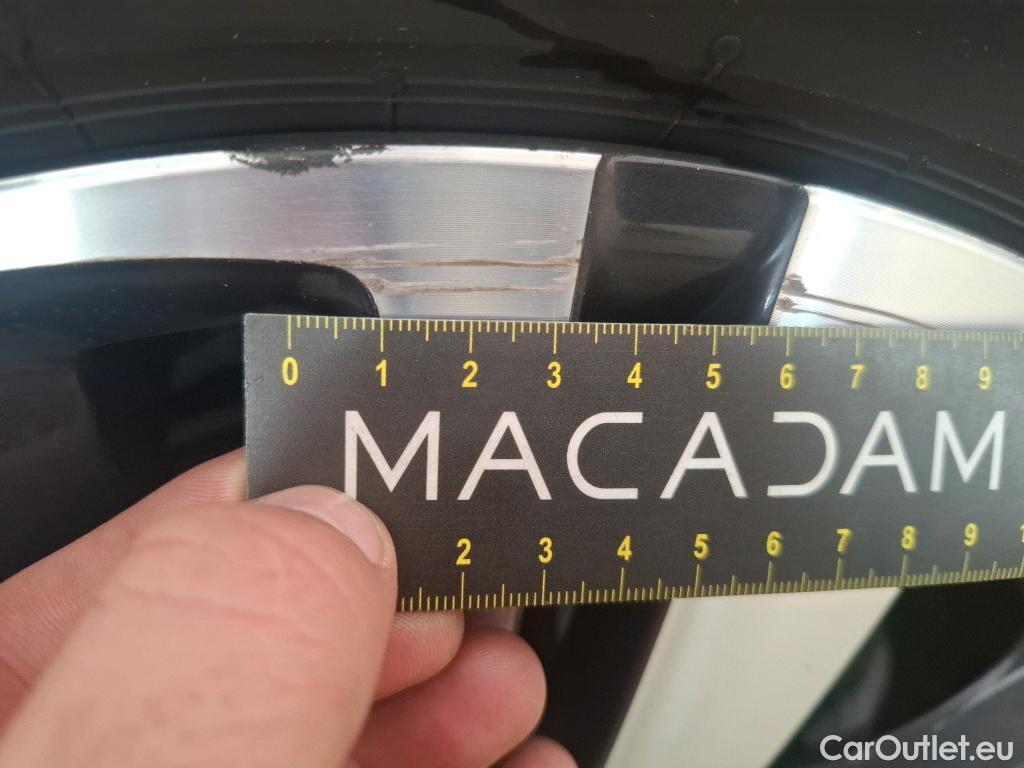  Peugeot  5008  Allure 1.5 HDi 130CV BVA8 7 Sieges E6d #8