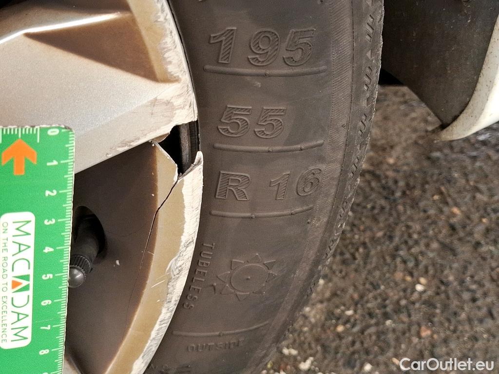  Renault  Clio  V Business 1.5 dCi 85CV BVM6 E6dT #27