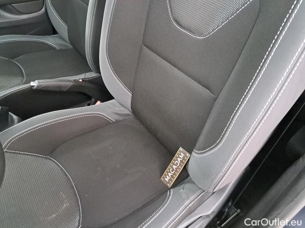  Renault  Clio  IV Business 1.5 dCi 90CV BVM5 E6 #13