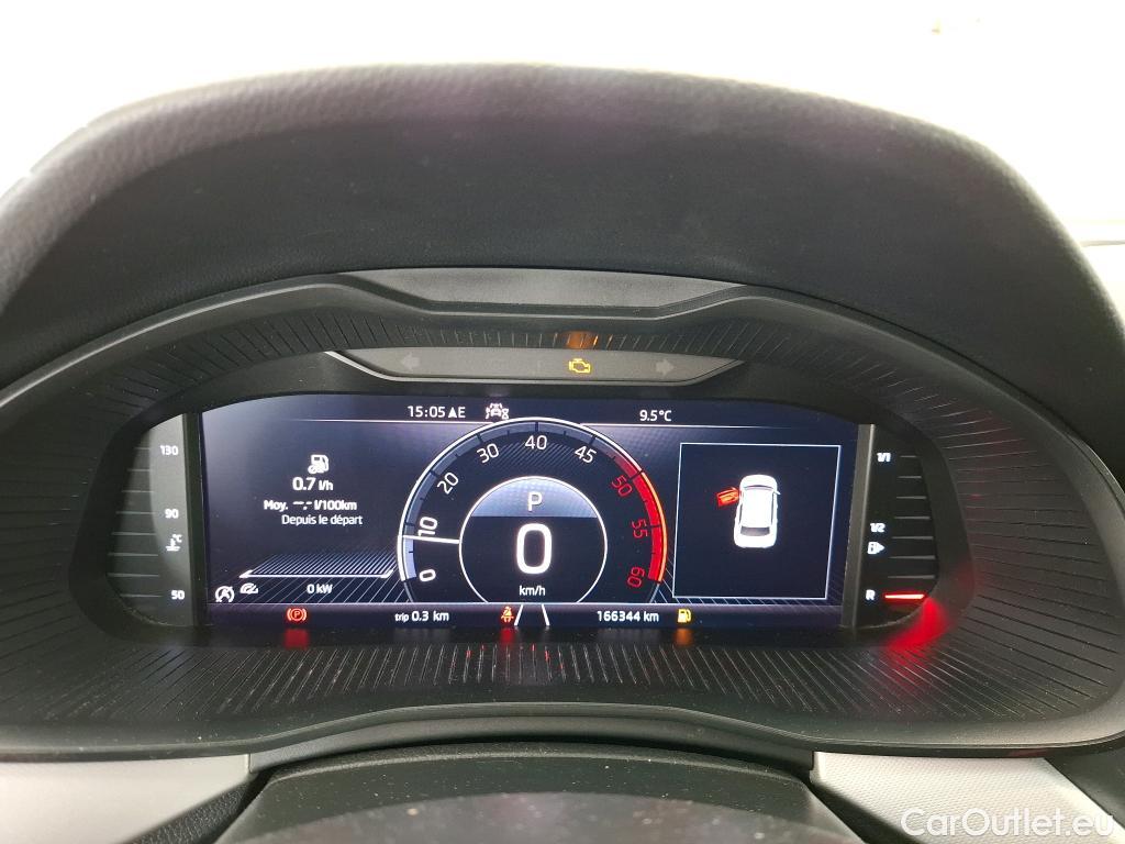  Skoda  KAMIQ SKODA  / 2019 / 5P / SUV 1.6 TDI 116ch DSG7 Business #31