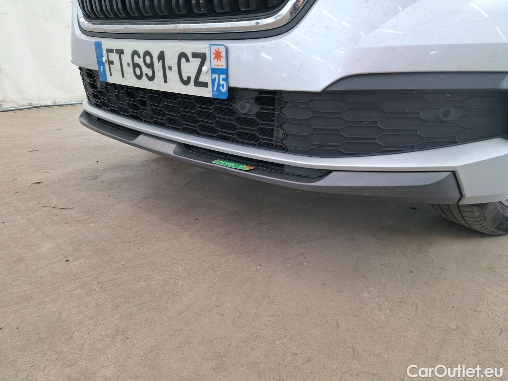  Skoda  KAMIQ SKODA  / 2019 / 5P / SUV 1.6 TDI 116ch DSG7 Business #11