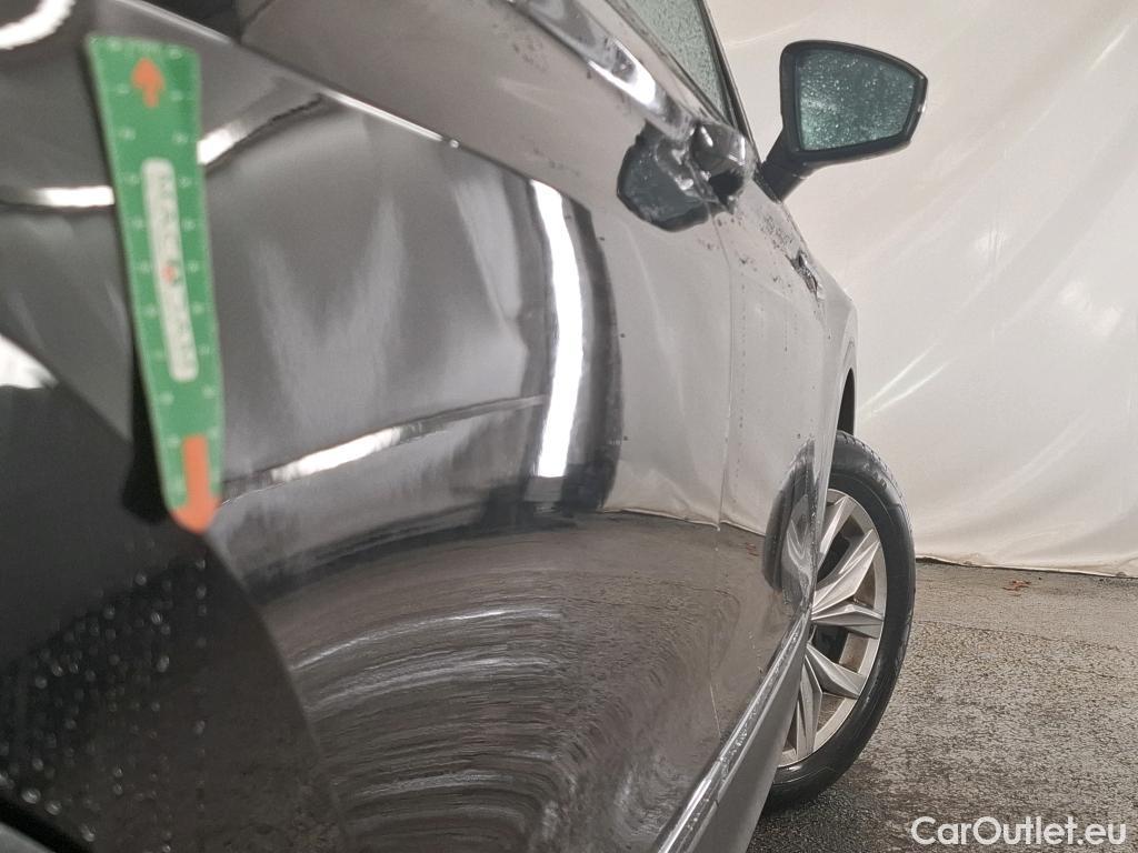  Volkswagen  Tiguan VOLKSWAGEN  Allspace / 2017 / 5P / SUV 2.0 TDI 190 DSG7 Carat Exclusive 4Motion #2