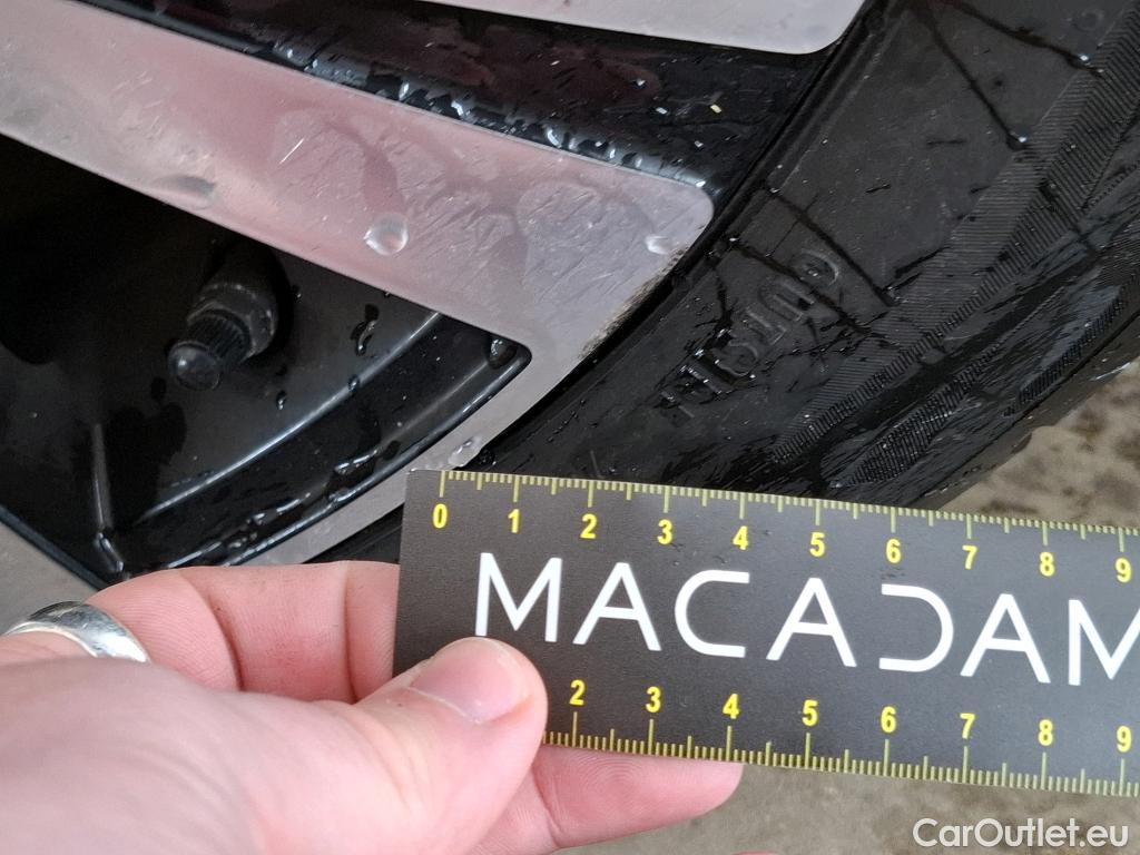  Volkswagen  Arteon  Shooting Brake Elegance 2.0 TDI 150CV BVA7 E6d #8