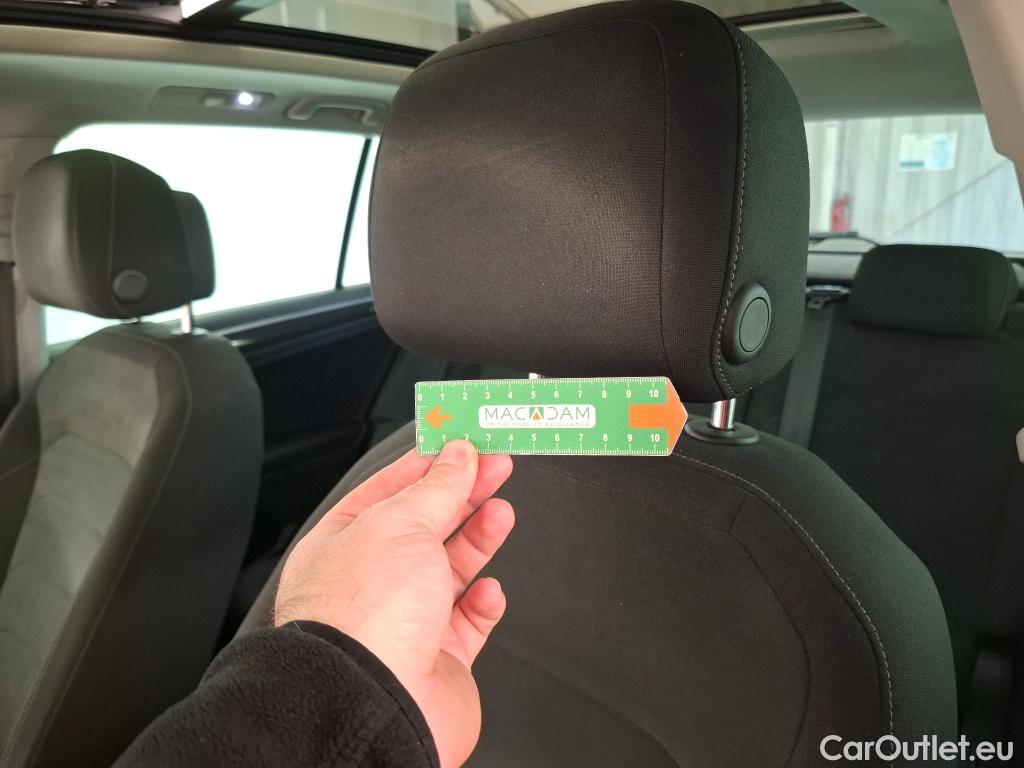  Volkswagen  Tiguan VOLKSWAGEN  / 2020 / 5P / SUV 2.0 TDI 150 DSG7 Elegance #17