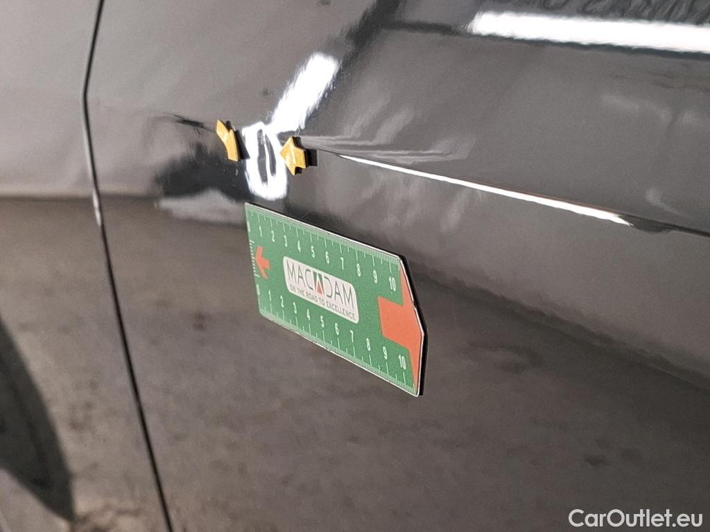  Volkswagen  Tiguan VOLKSWAGEN  / 2020 / 5P / SUV 2.0 TDI 150 DSG7 Elegance #8