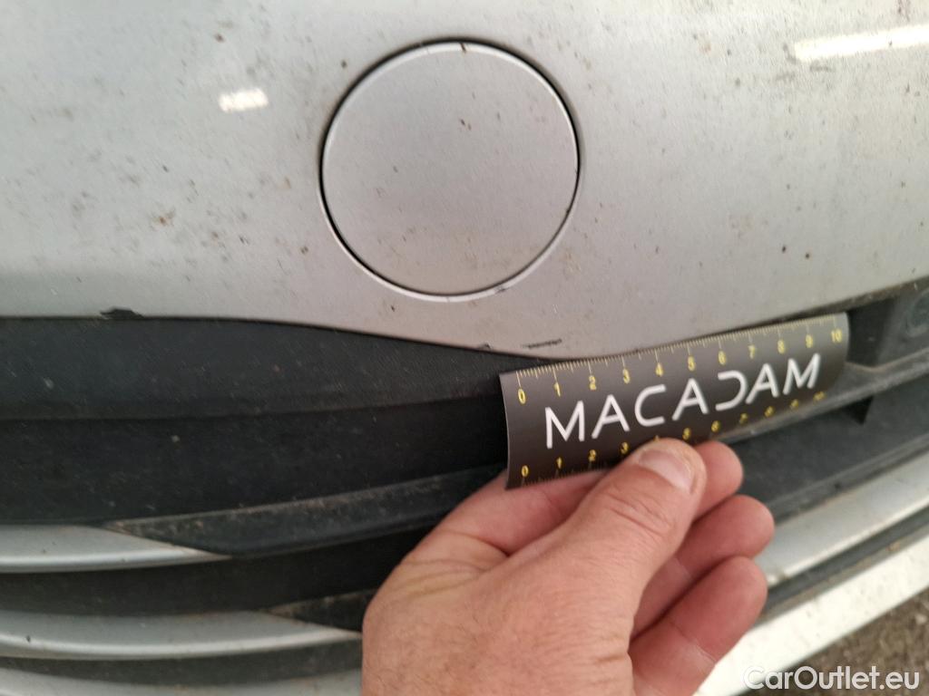  Volkswagen  Golf  VOLKSWAGEN / 2020 / 5P / Berline 2.0 TDI SCR 115 BVM6 Life Busi #13