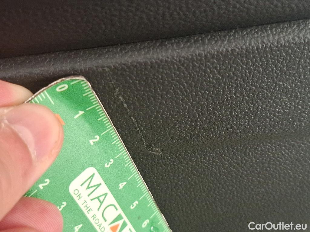  Volkswagen  Tiguan VOLKSWAGEN  Allspace / 2017 / 5P / SUV 2.0 TDI 190 DSG7 Carat Exclusive 4Motion #8