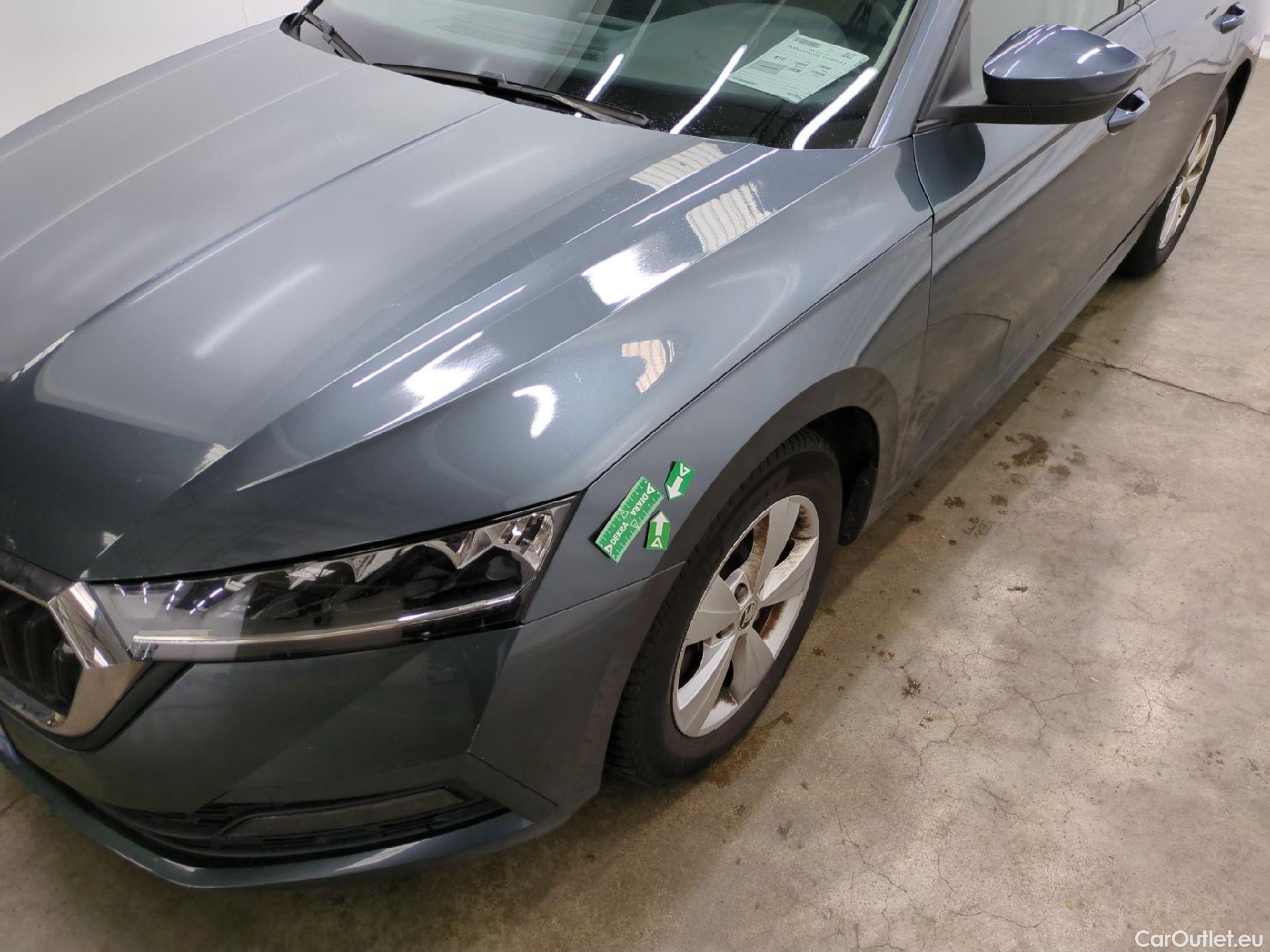  Skoda  Octavia  Break Business 2.0 TDI 150CV BVA7 E6dT #32