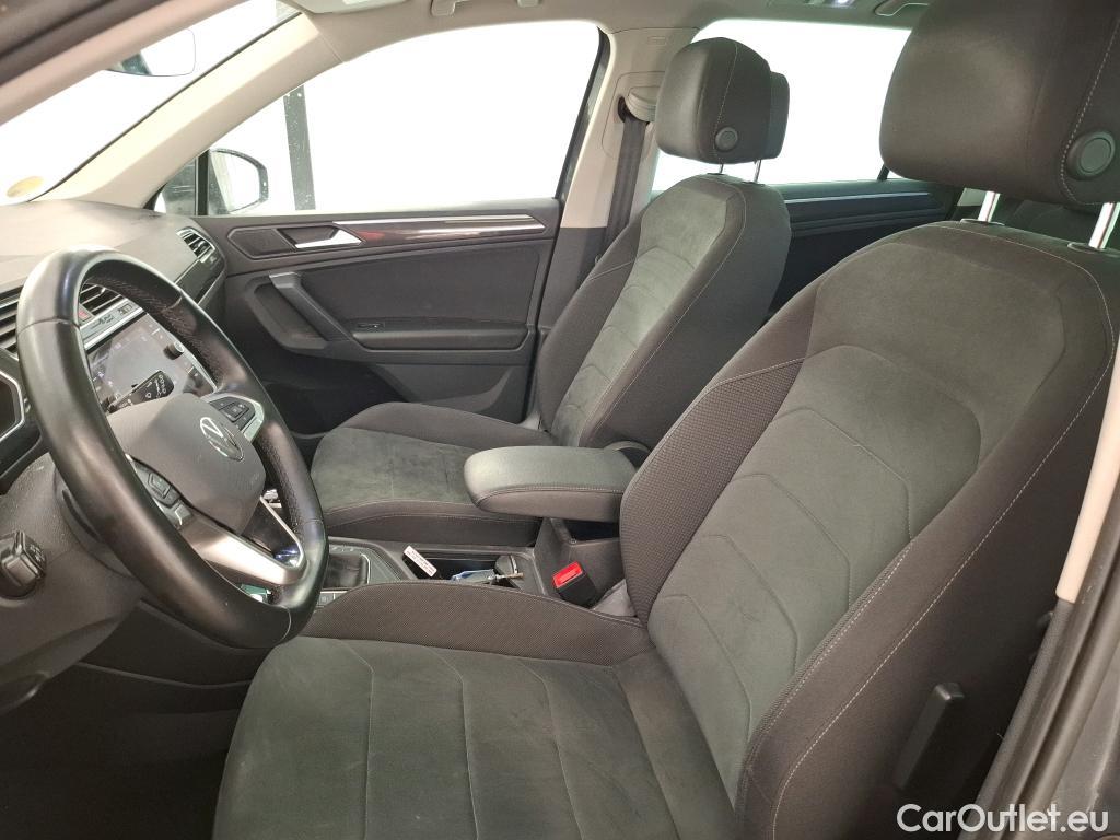  Volkswagen  Tiguan VOLKSWAGEN  / 2020 / 5P / SUV 2.0 TDI 150 DSG7 Elegance #15