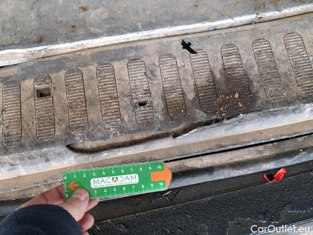  Nissan  NV400 NISSAN  VU 4p Fourgon L3H2 2.3 DCI TT 165 S/S 3500 Business #42