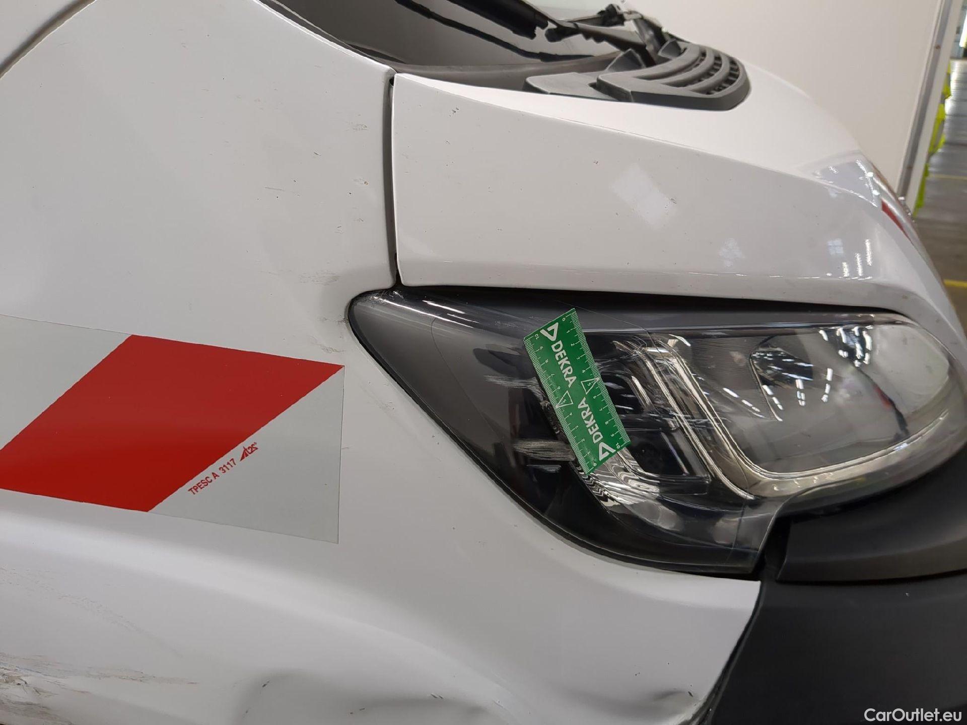  Peugeot  Boxer  Fourgon Surélevé 333 L2H2 Premium BlueHDi 120 Start&Stop HDi 120CV BVM6 E6d #30