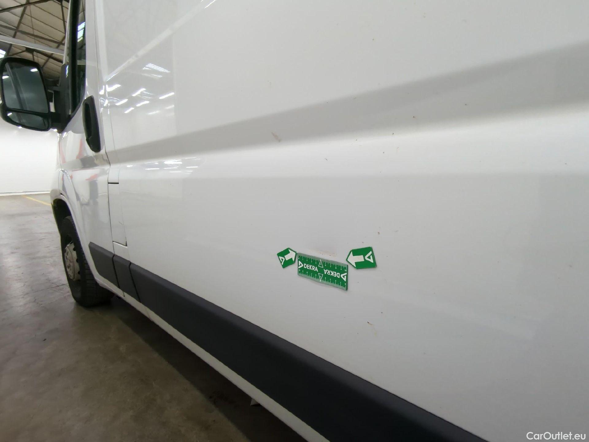  Peugeot  Boxer  Fourgon Surélevé 333 L2H2 Premium BlueHDi 120 Start&Stop HDi 120CV BVM6 E6d #38