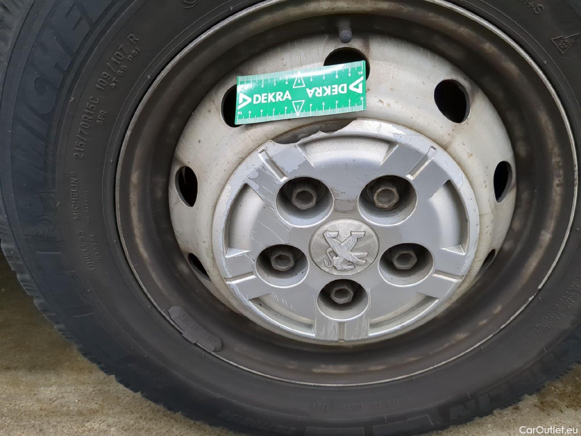  Peugeot  Boxer  Fourgon Surélevé 333 L2H2 Premium BlueHDi 120 Start&Stop HDi 120CV BVM6 E6d #13