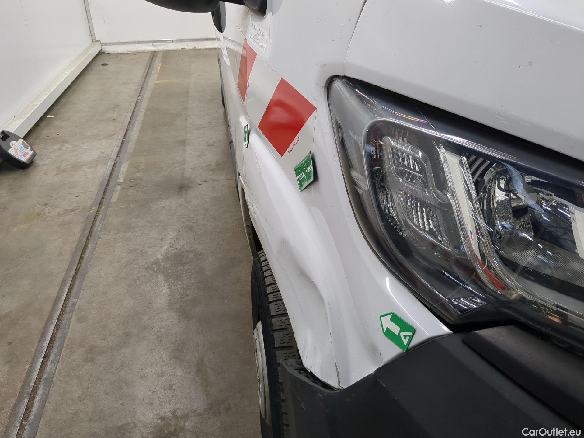  Peugeot  Boxer  Fourgon Surélevé 333 L2H2 Premium BlueHDi 120 Start&Stop HDi 120CV BVM6 E6d #25