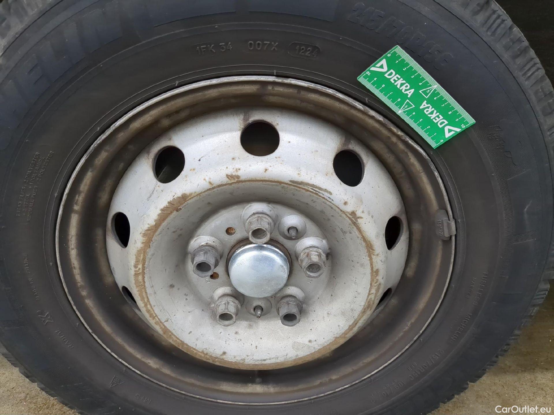  Peugeot  Boxer  Fourgon Surélevé 333 L2H2 Premium BlueHDi 120 Start&Stop HDi 120CV BVM6 E6d #15