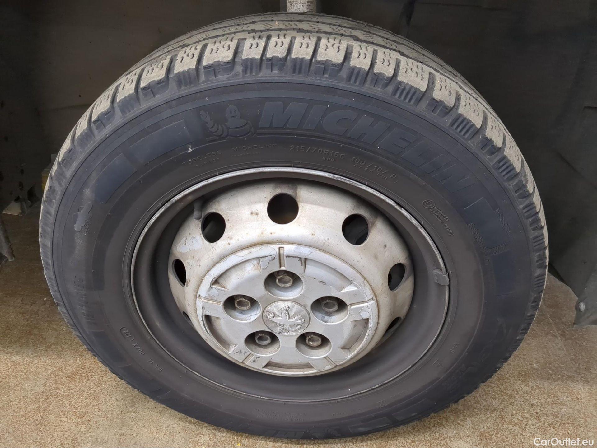  Peugeot  Boxer  Fourgon Surélevé 333 L2H2 Premium BlueHDi 120 Start&Stop HDi 120CV BVM6 E6d #9