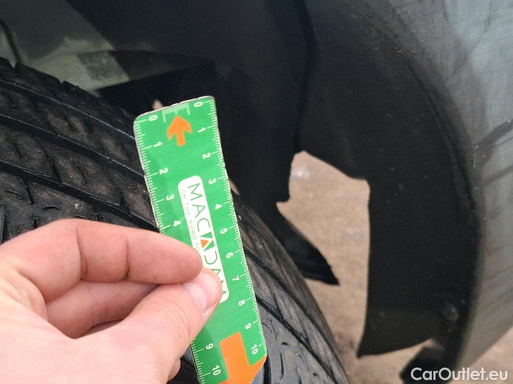  Nissan  NV400 NISSAN  VU 4p Fourgon L3H2 2.3 DCI TT 165 S/S 3500 Business #36