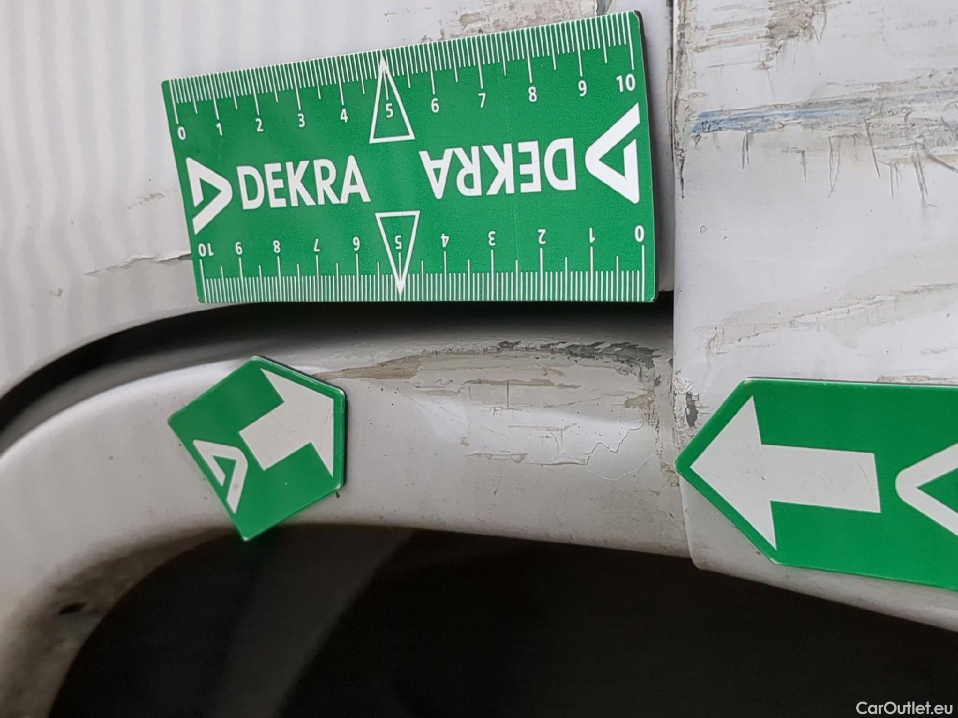  Peugeot  Boxer  Fourgon Surélevé 333 L2H2 Premium BlueHDi 120 Start&Stop HDi 120CV BVM6 E6d #31