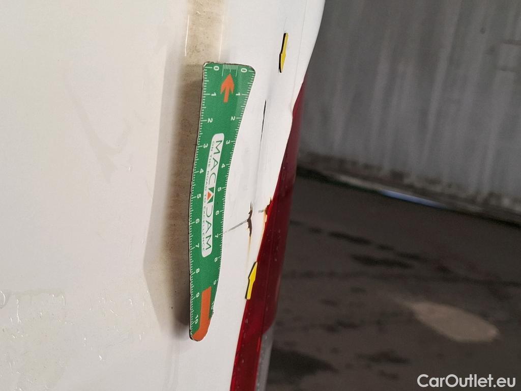  Peugeot  Boxer PEUGEOT  VU 4p Fourgon BLUEHDI 110 PREMIUM 330 L2H2 #11