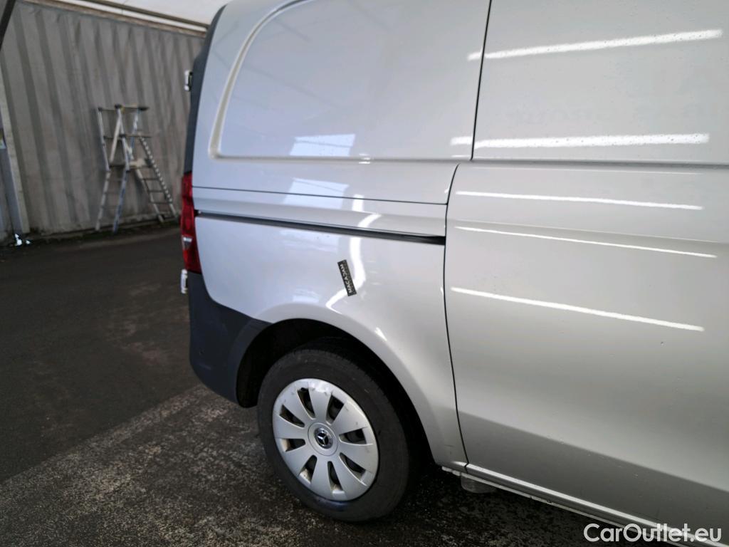  Mercedes  Vito MERCEDES-BENZ  Compact / 2014 / 4P / Fourgon tôlé 114 CDI Compact Select #10