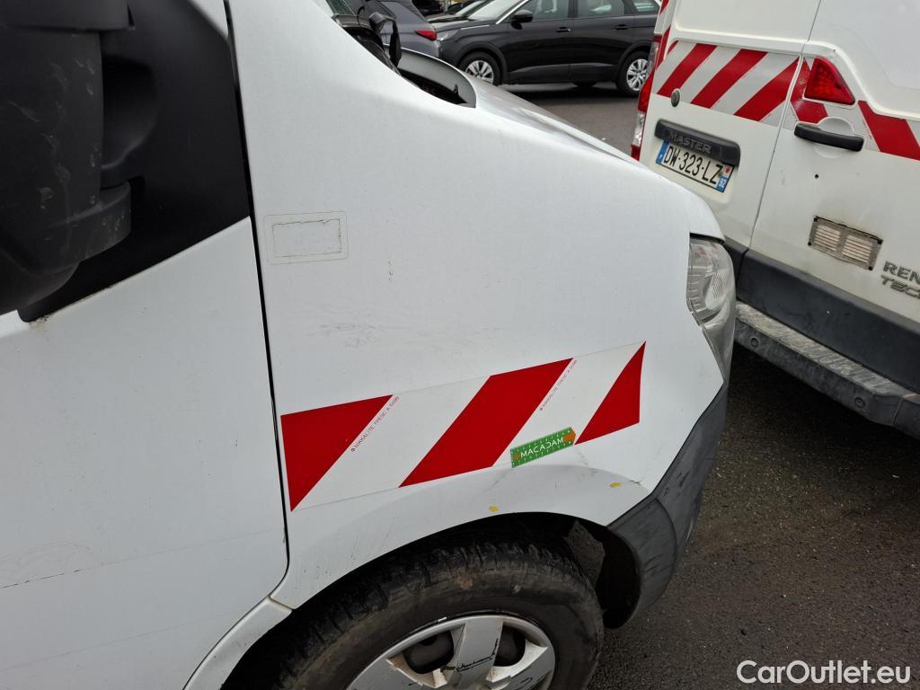  Nissan  NV400 NISSAN  VU 4p Fourgon L3H2 2.3 DCI TT 165 S/S 3500 Business #23