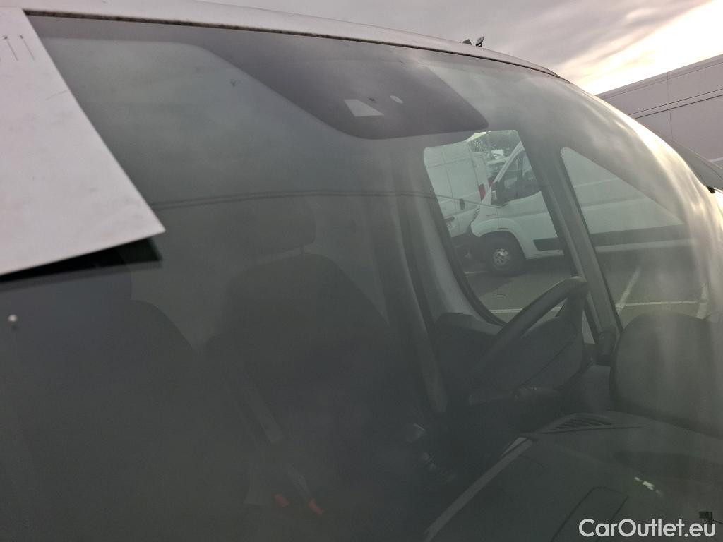  Citroen  Jumper  Fourgon 30 L1H1 Driver BlueHDi 120 Start&Stop 2.2 120CV BVM6 #2