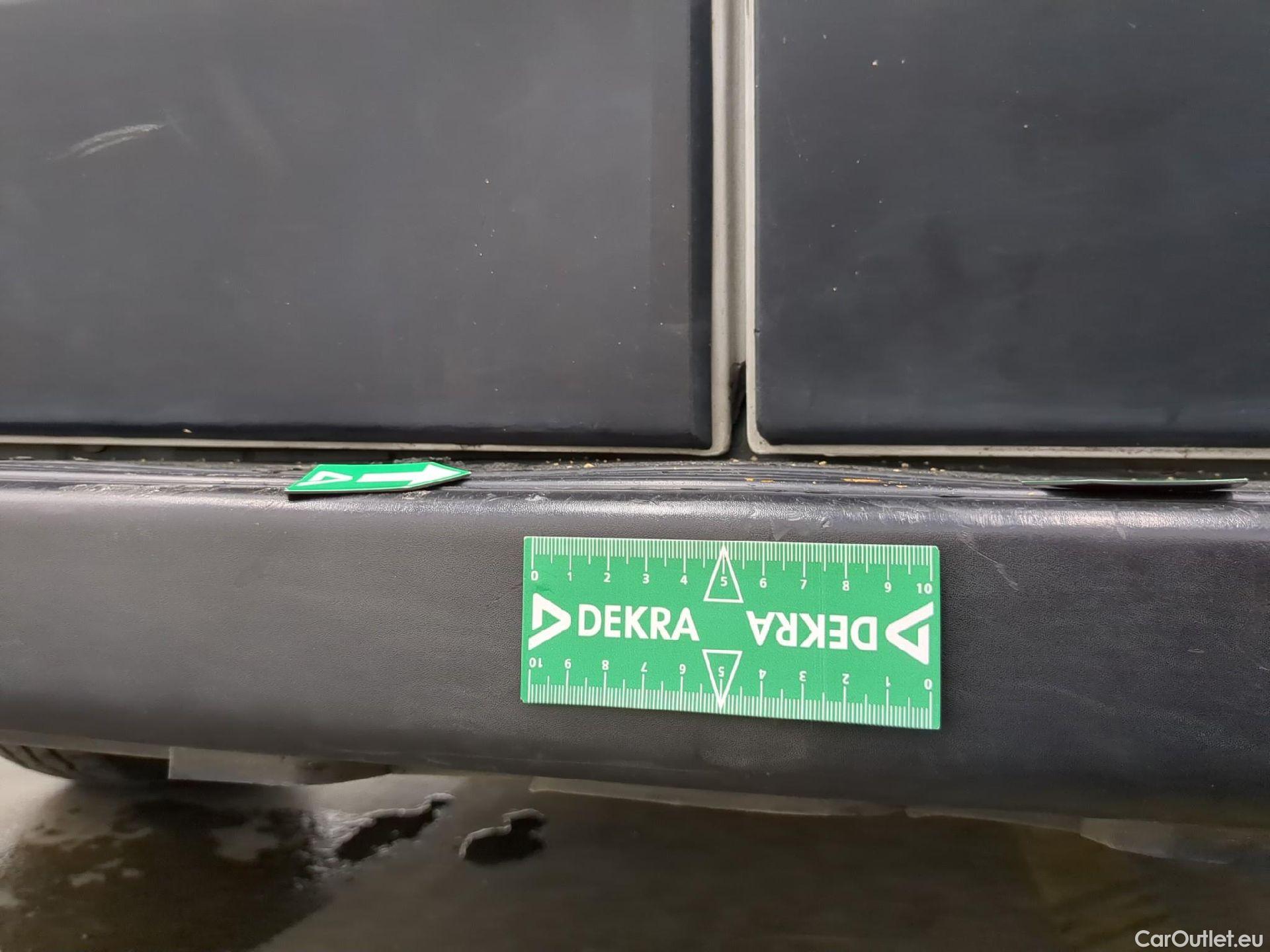  Peugeot  Boxer  Fourgon Surélevé 333 L2H2 Premium BlueHDi 120 Start&Stop HDi 120CV BVM6 E6d #55