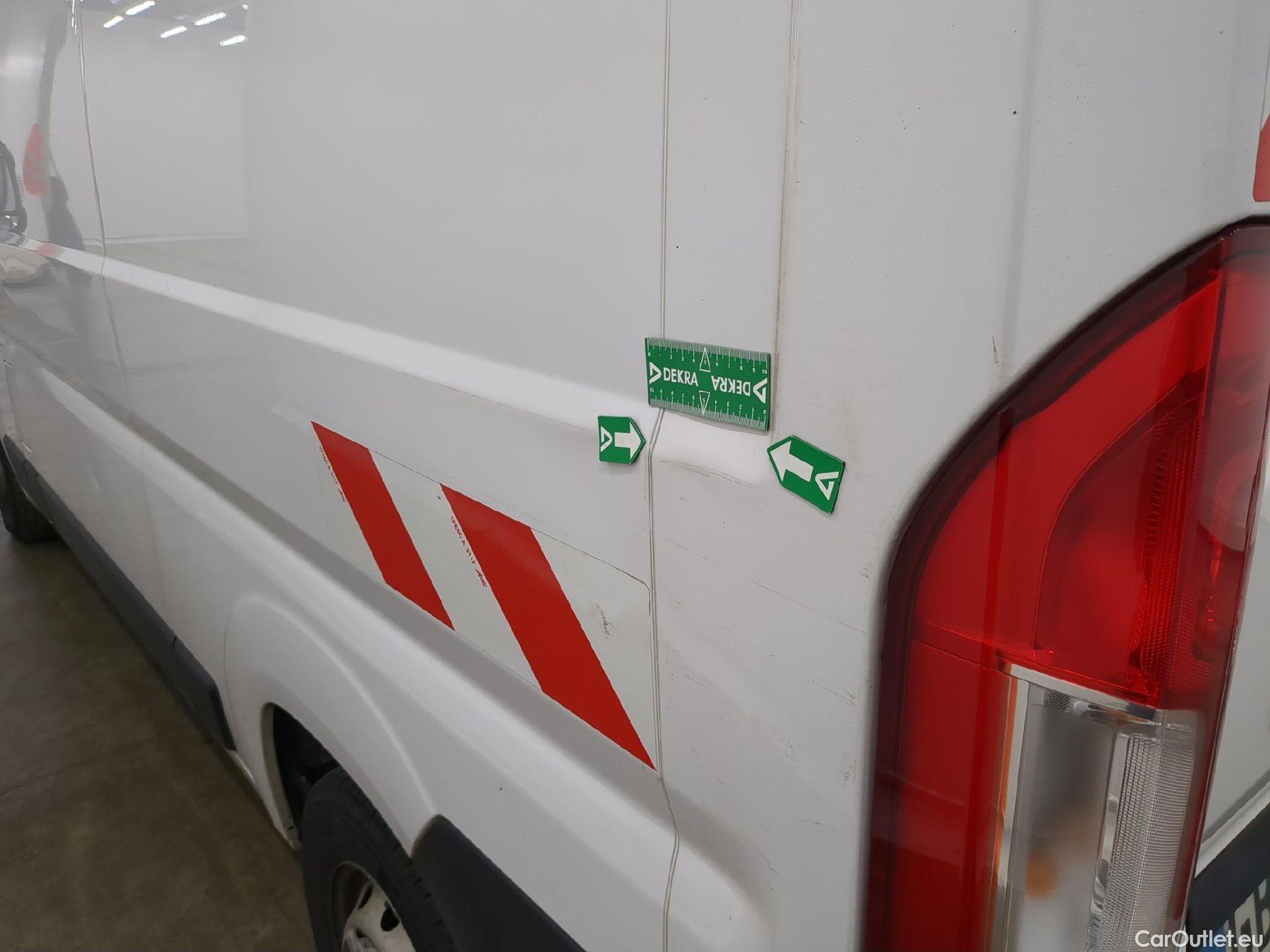  Peugeot  Boxer  Fourgon Surélevé 333 L2H2 Premium BlueHDi 120 Start&Stop HDi 120CV BVM6 E6d #44