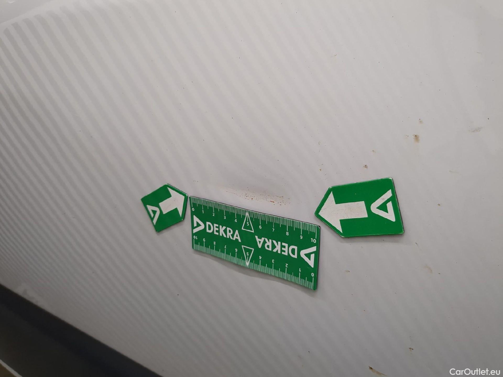  Peugeot  Boxer  Fourgon Surélevé 333 L2H2 Premium BlueHDi 120 Start&Stop HDi 120CV BVM6 E6d #37