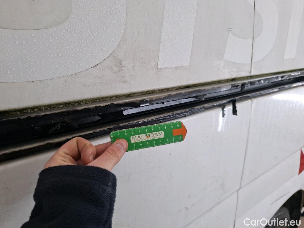  Nissan  NV400 NISSAN  VU 4p Fourgon L3H2 2.3 DCI TT 165 S/S 3500 Business #40