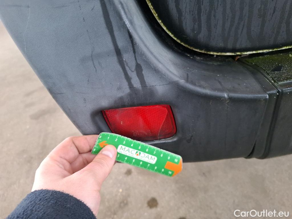  Nissan  NV400 NISSAN  VU 4p Fourgon L3H2 2.3 DCI TT 165 S/S 3500 Business #44