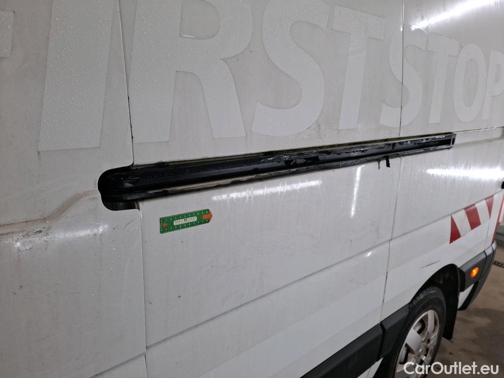  Nissan  NV400 NISSAN  VU 4p Fourgon L3H2 2.3 DCI TT 165 S/S 3500 Business #37