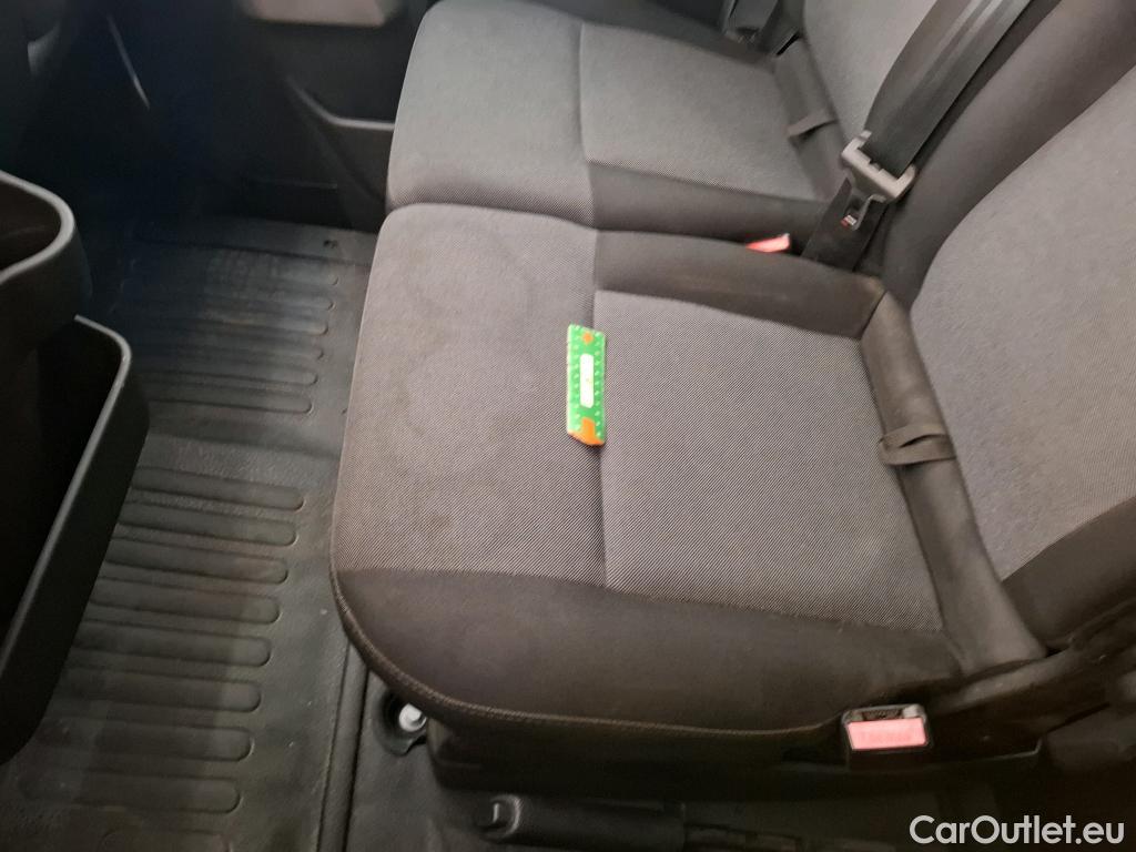  Nissan  NV400 NISSAN  VU 4p Fourgon L3H2 2.3 DCI TT 165 S/S 3500 Business #52