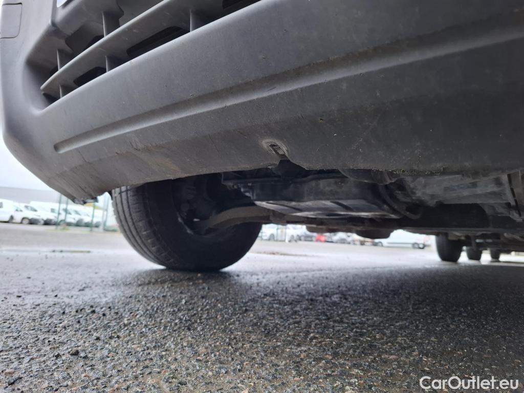  Nissan  NV400 NISSAN  VU 4p Fourgon L3H2 2.3 DCI TT 165 S/S 3500 Business #25