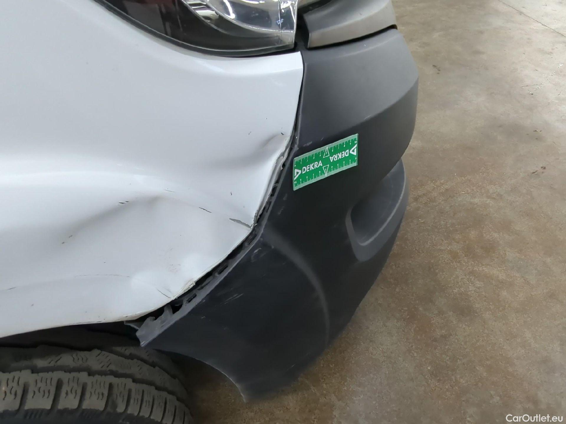  Peugeot  Boxer  Fourgon Surélevé 333 L2H2 Premium BlueHDi 120 Start&Stop HDi 120CV BVM6 E6d #35