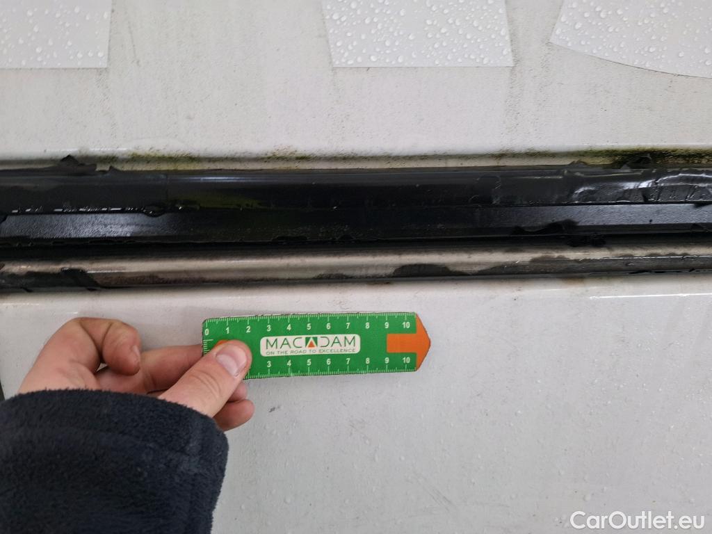  Nissan  NV400 NISSAN  VU 4p Fourgon L3H2 2.3 DCI TT 165 S/S 3500 Business #39